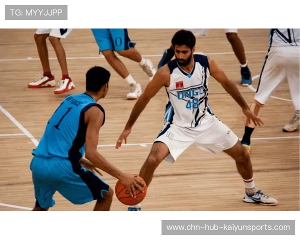 篮球防守技术教学视频上线引发转发潮，篮球防守技术动作要领